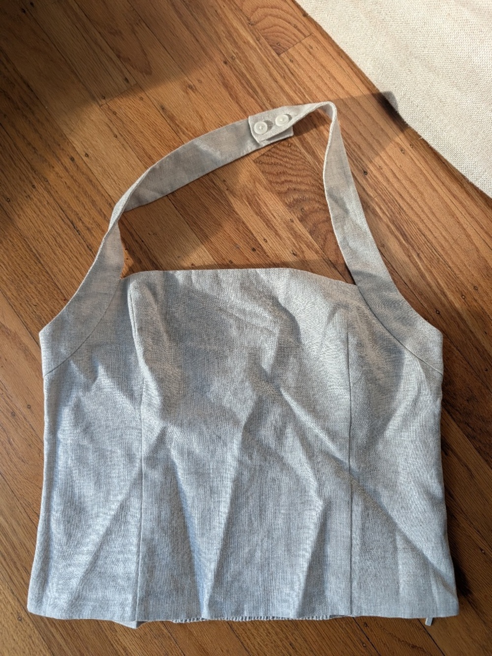 NWT ARITZIA - Whisper Linen Halter Top - Beige Linen - SIZE: L/G - Picture 8 of 11